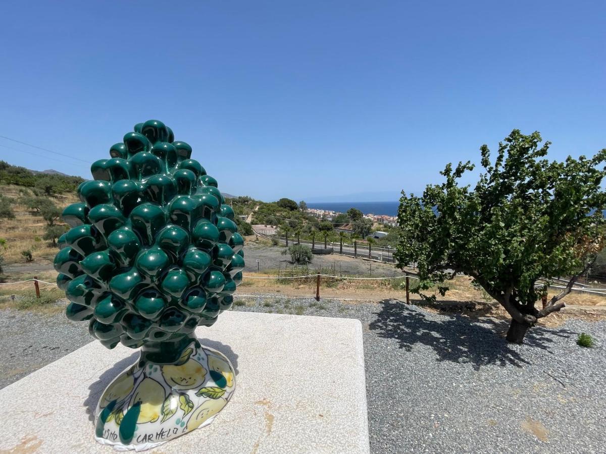 Agriturismo Bella Vista - Da Carmelo Санта Тереза ди Рива Екстериор снимка