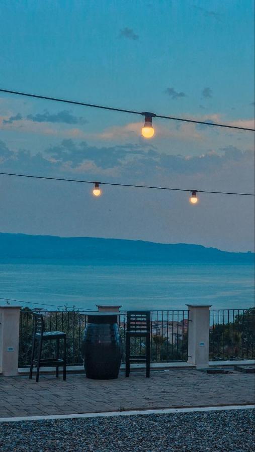Agriturismo Bella Vista - Da Carmelo Санта Тереза ди Рива Екстериор снимка