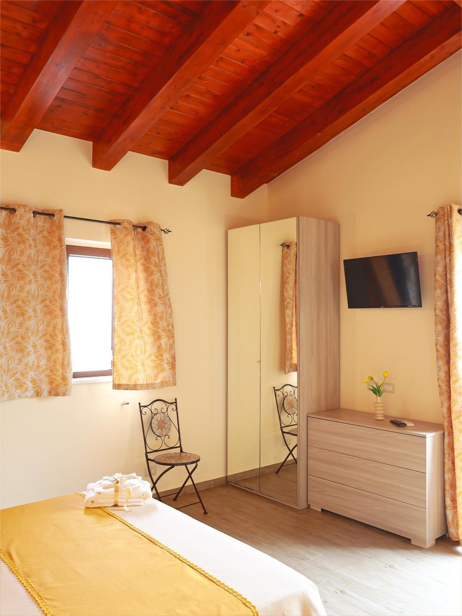 Agriturismo Bella Vista - Da Carmelo Санта Тереза ди Рива Стая снимка